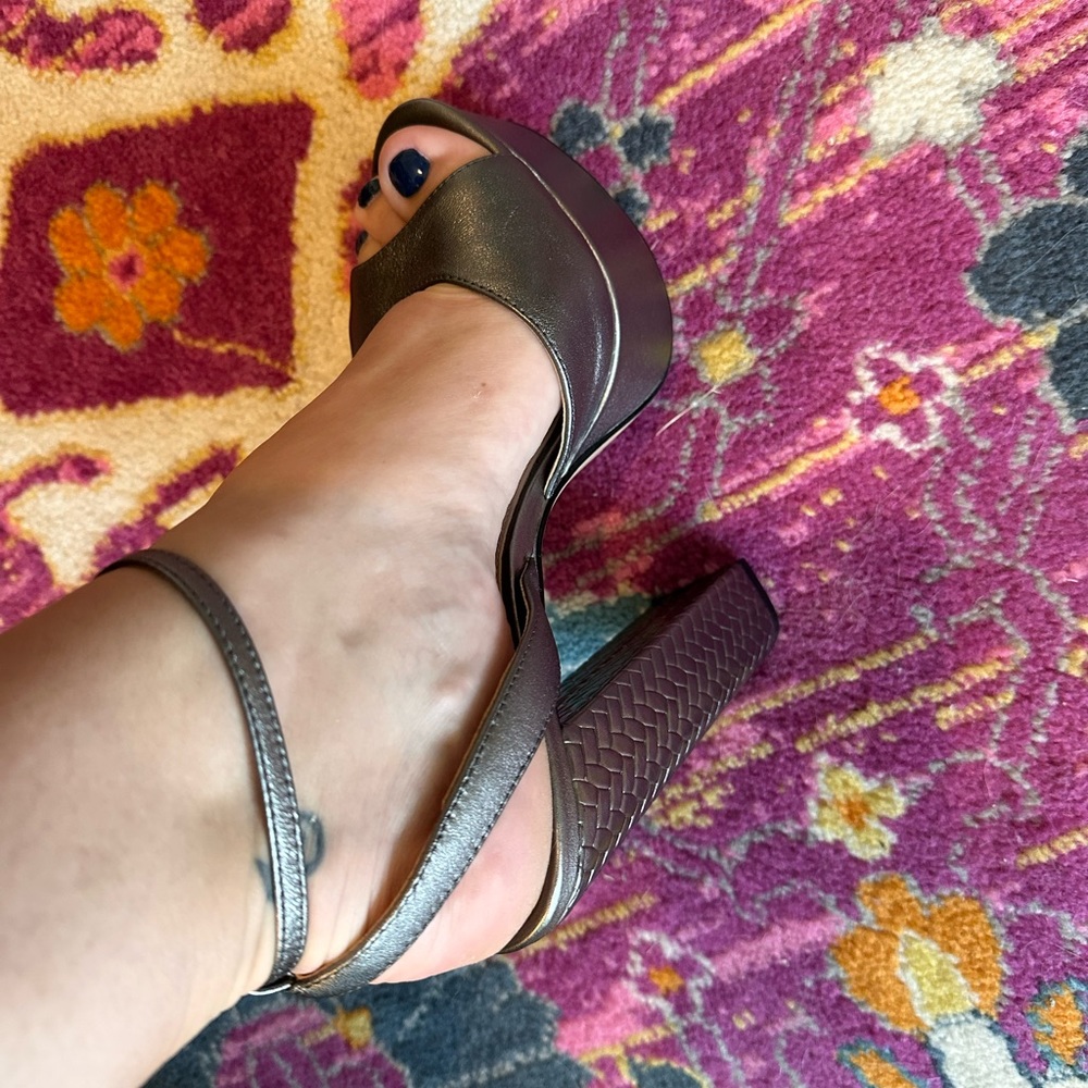 Zoe by Rachel Zoe Platform Claire Silver Metallic Sandals - Picture 9 of 9